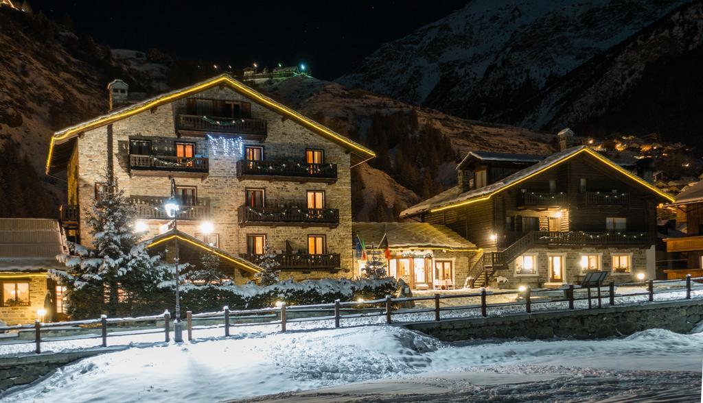 Petit Hotel Cogne Eksteriør bilde