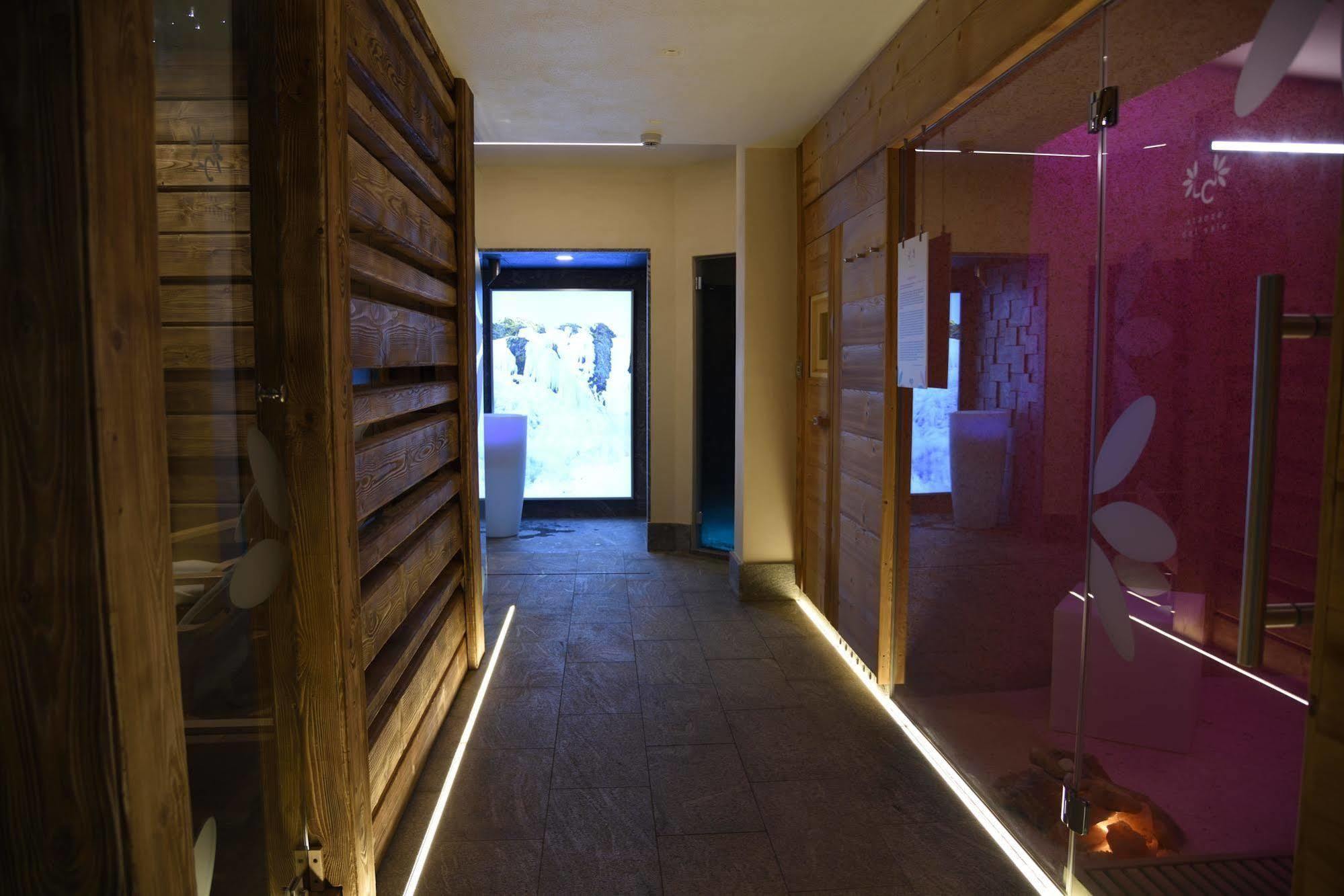 Petit Hotel Cogne Eksteriør bilde